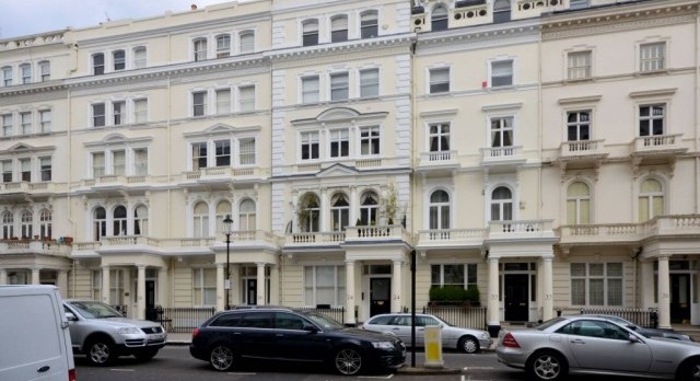 selling-house-with-sitting-tenants